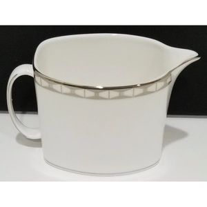 SIGNATURE SPADE CREAMER BY LENOX IN MINT CONDITION